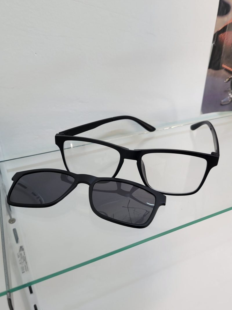 Lunettes 44